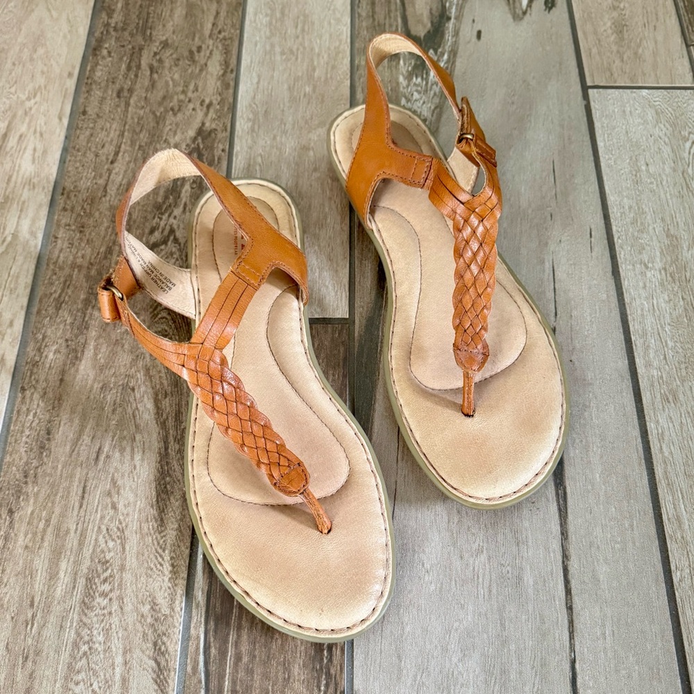 BORN Yarrow Braided Leather Ankle T-Strap Flat Sandals, Cognac Tan sz. 8M - Picture 10 of 16